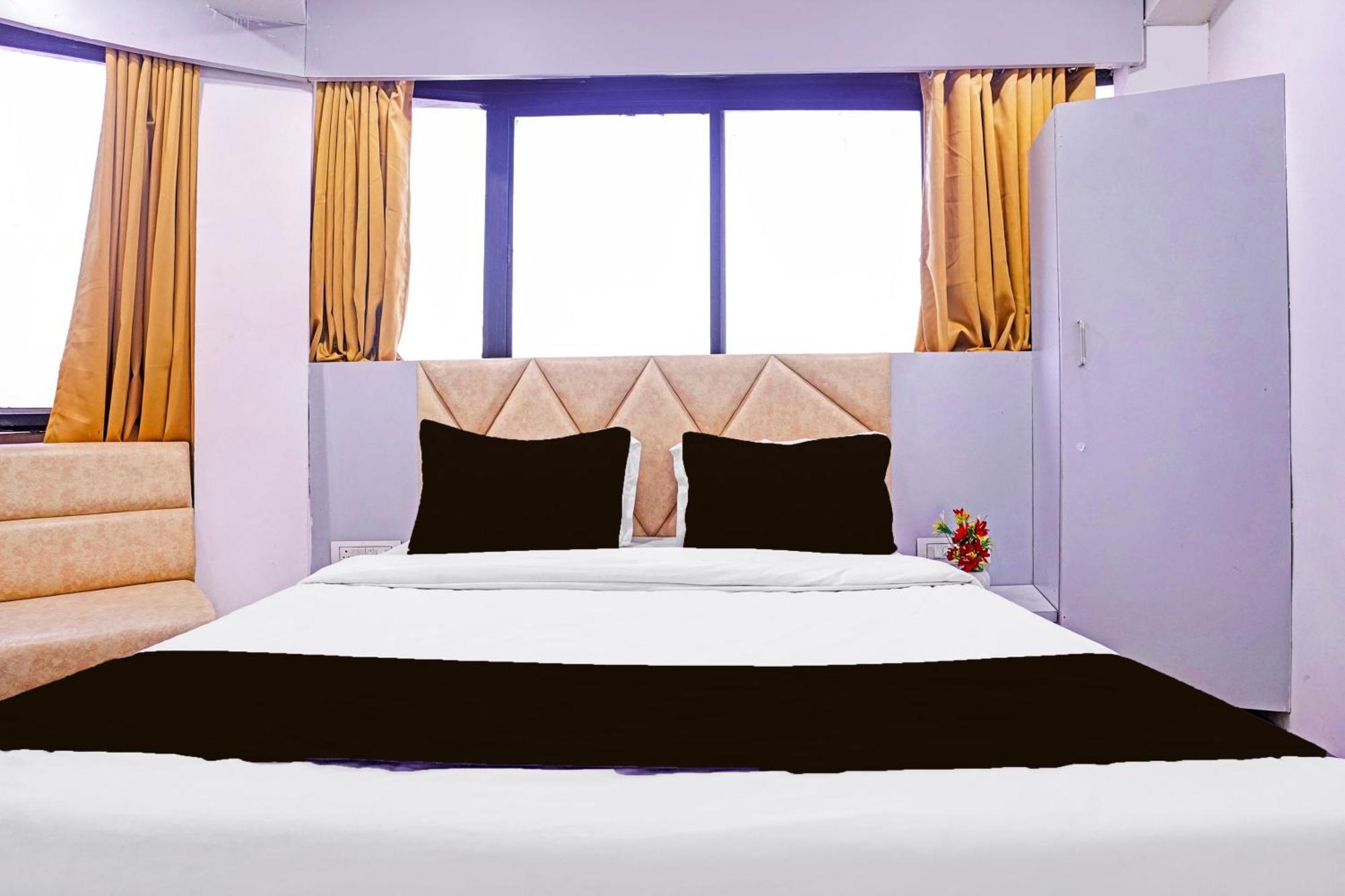 אחמדאבאד Hotel O Patang 24 מראה חיצוני תמונה